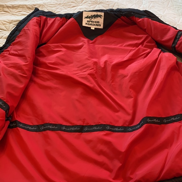 Spruce Meadows Vest - Picture 7 of 10